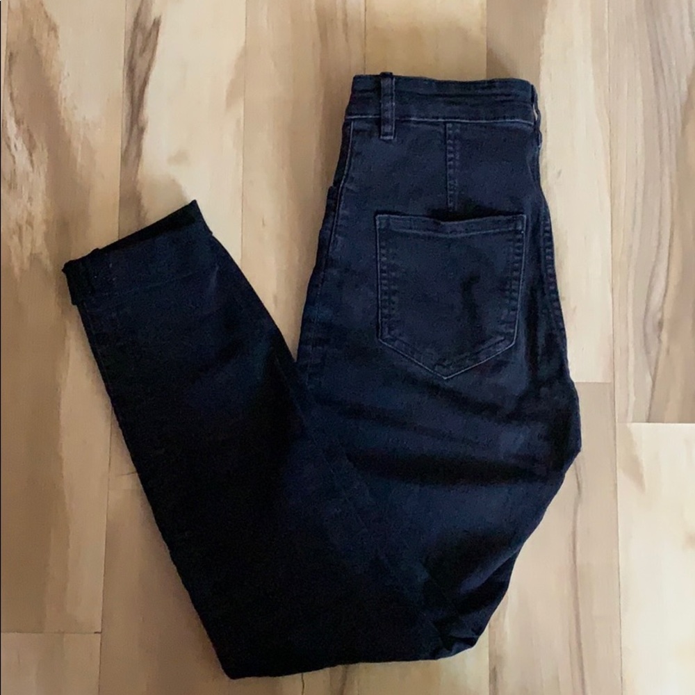 High-rise black skinny jeans